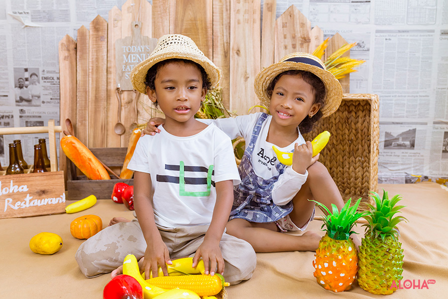 album ảnh gia đình cậu bé da đen